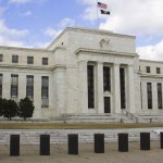 La Reserva Federal continúa ‘barajando las cartas’ de las bajadas de tipos