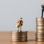 ¿Cuál es el ahorro de los hogares según nivel de renta en 2025?